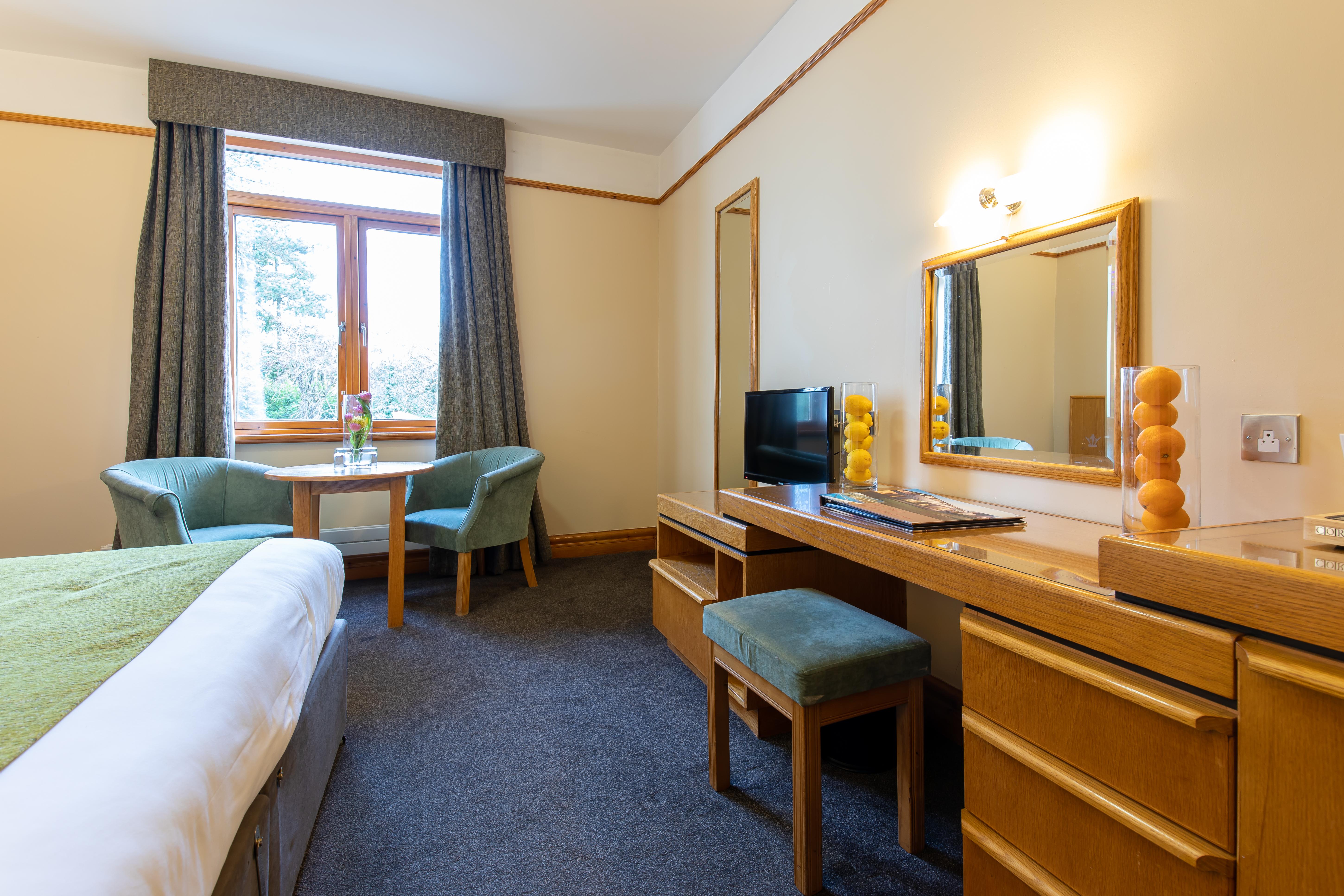 Tullamore Court Hotel Ngoại thất bức ảnh